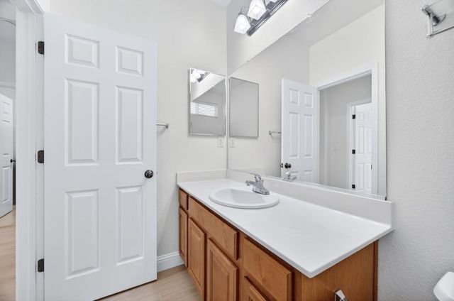 5316 Lotus Pond Way, Elk Grove, CA 95757