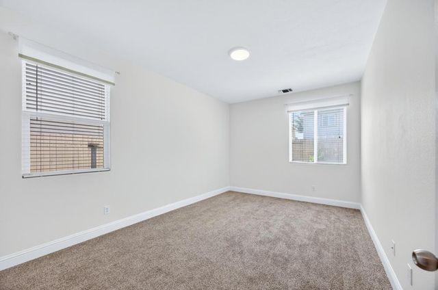 5316 Lotus Pond Way, Elk Grove, CA 95757