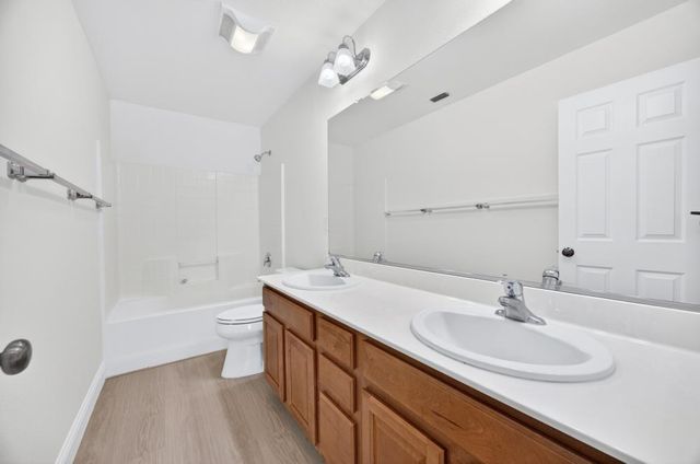 5316 Lotus Pond Way, Elk Grove, CA 95757