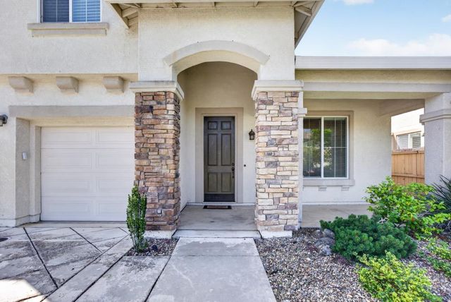 5316 Lotus Pond Way, Elk Grove, CA 95757