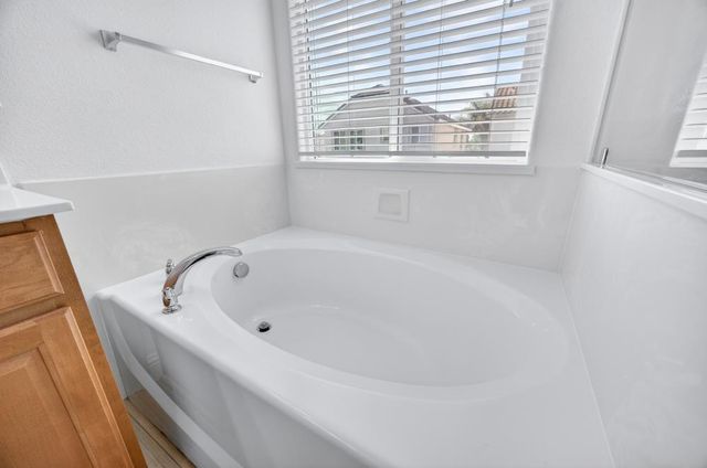 5316 Lotus Pond Way, Elk Grove, CA 95757