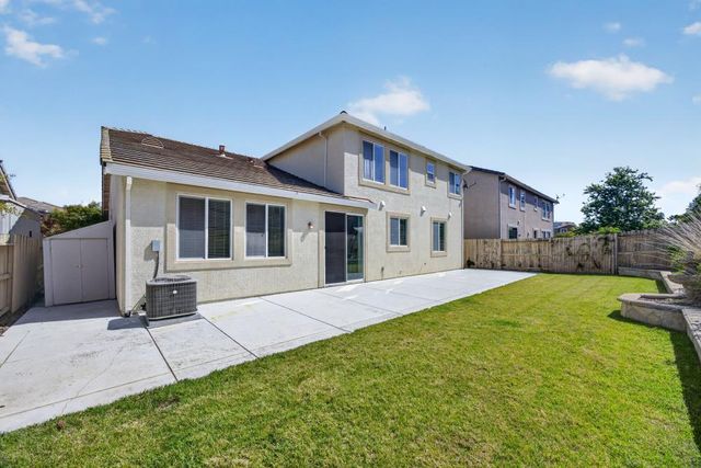 5316 Lotus Pond Way, Elk Grove, CA 95757
