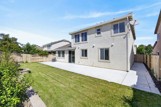 5316 Lotus Pond Way, Elk Grove, CA 95757