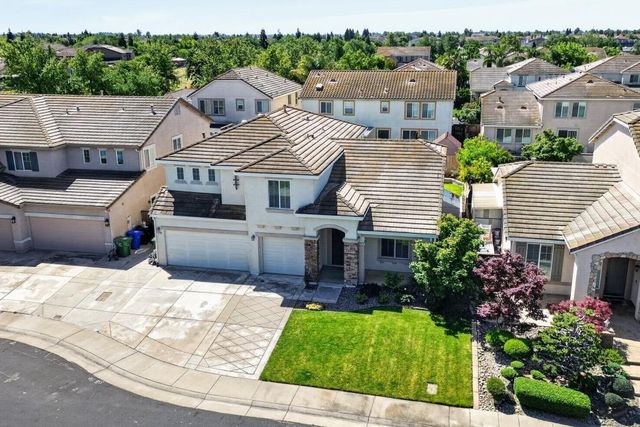 5316 Lotus Pond Way, Elk Grove, CA 95757