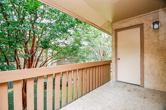 5001 Lamonte Lane 116, Houston, TX 77092