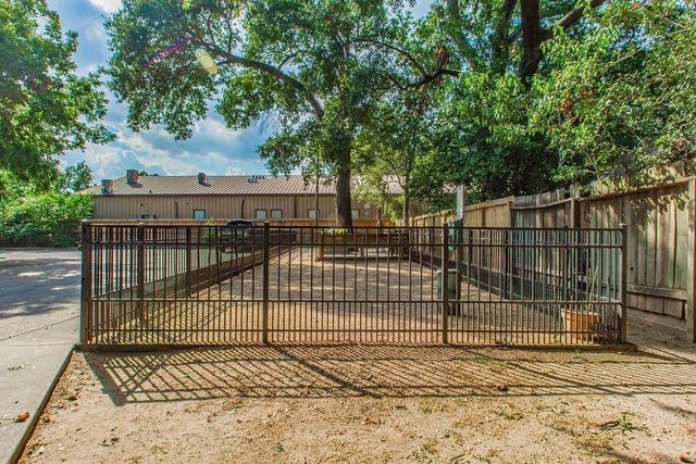 5001 Lamonte Lane 116, Houston, TX 77092