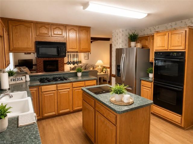 2357 Wilchester Glen DR, Virginia Beach, VA 23456