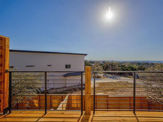 20507 Bonanza ST B, Lago Vista, TX 78645