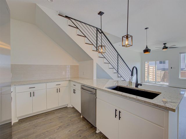 20507 Bonanza ST B, Lago Vista, TX 78645