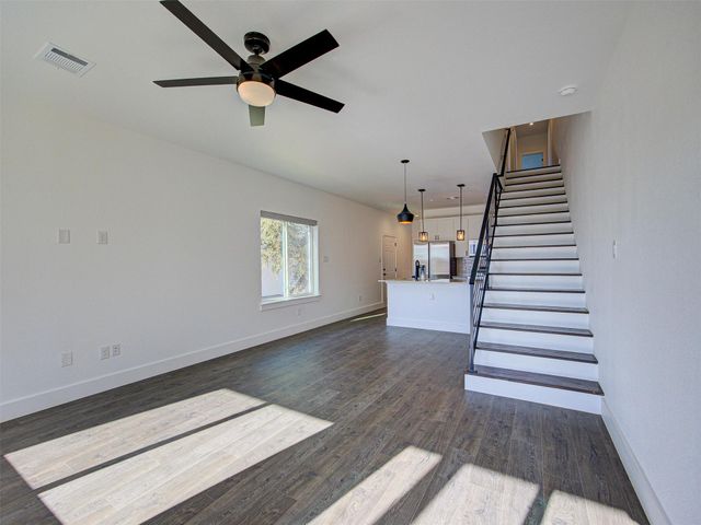 20507 Bonanza ST B, Lago Vista, TX 78645