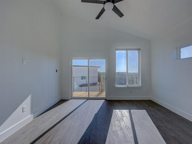 20507 Bonanza ST B, Lago Vista, TX 78645