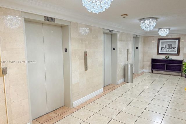 19201 Collins Avenue 949, Sunny Isles Beach, FL 33160