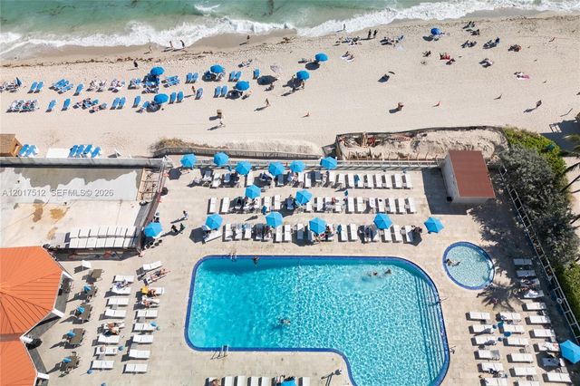 19201 Collins Avenue 949, Sunny Isles Beach, FL 33160