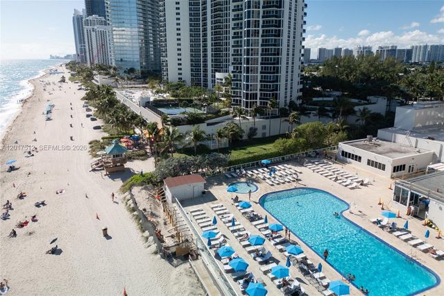 19201 Collins Avenue 949, Sunny Isles Beach, FL 33160