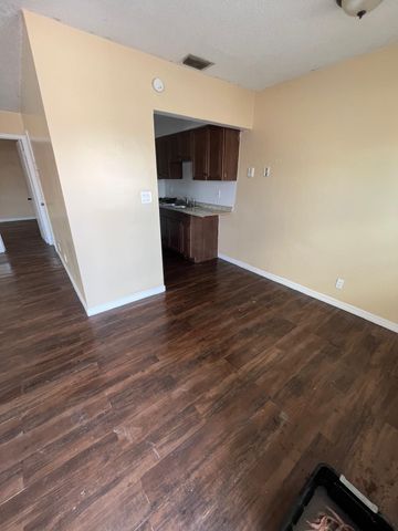 4140 NW 30th Terrace, Lauderdale Lakes, FL 33309
