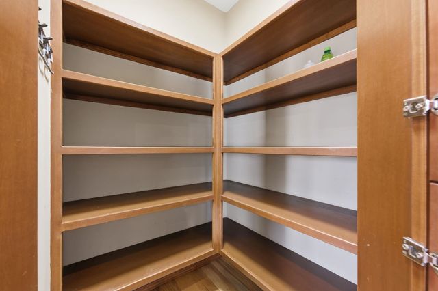 1218 N Hamilton Cir, Derby, KS 67037