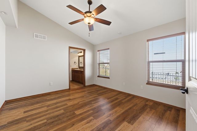 1218 N Hamilton Cir, Derby, KS 67037