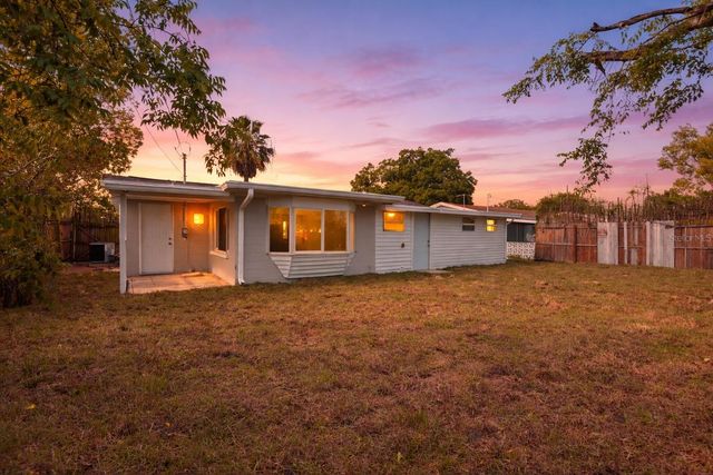 4711 BEACON HILL DRIVE, New Port Richey, FL 34652