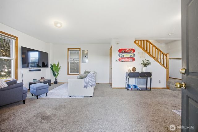 2404 G Street, Bellingham, WA 98225