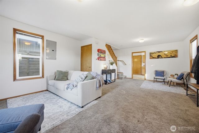 2404 G Street, Bellingham, WA 98225