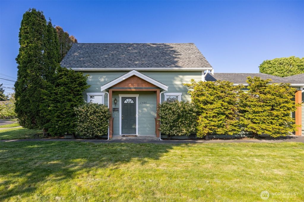 2404 G Street, Bellingham, WA 98225