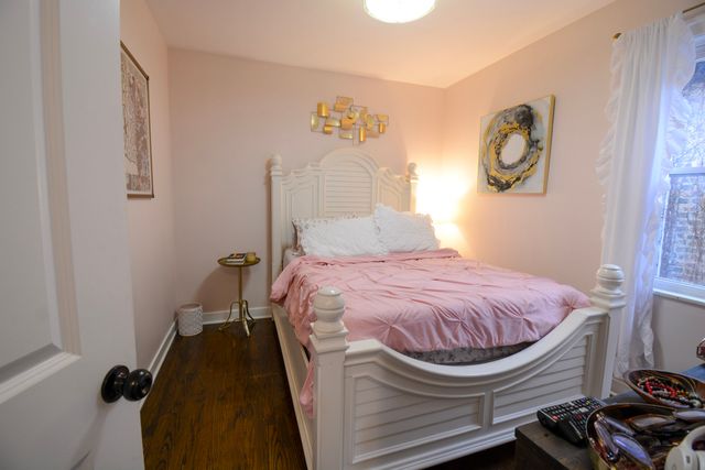 4947 W Parker Avenue, Chicago, IL 60639