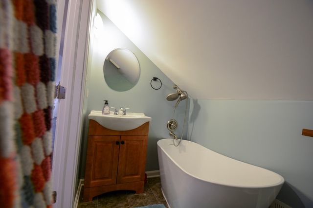 4947 W Parker Avenue, Chicago, IL 60639