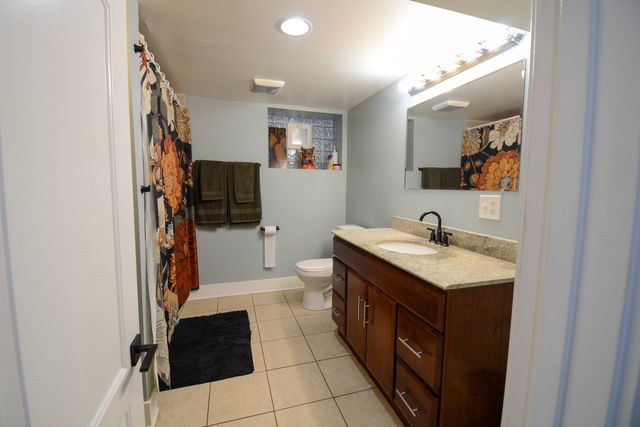 4947 W Parker Avenue, Chicago, IL 60639