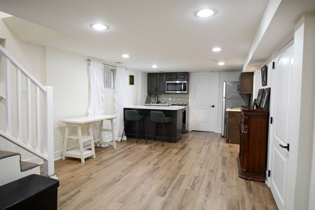 4947 W Parker Avenue, Chicago, IL 60639