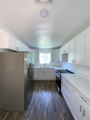 201 Washington Ave, Waycross, GA 31503