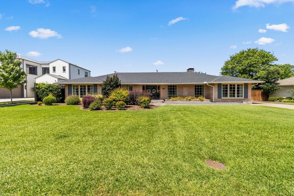 11451 Parkchester Drive, Dallas, TX 75230