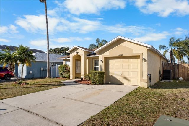 11852 LARK SONG LOOP, Riverview, FL 33579