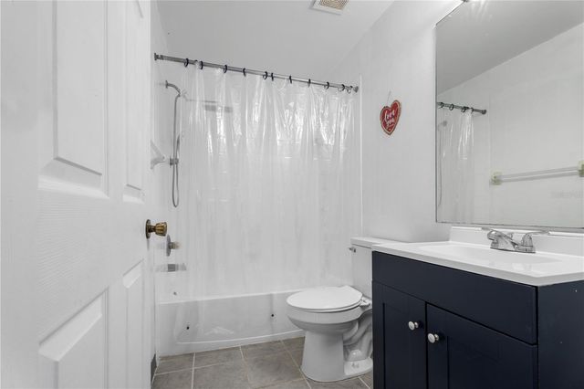 11852 LARK SONG LOOP, Riverview, FL 33579