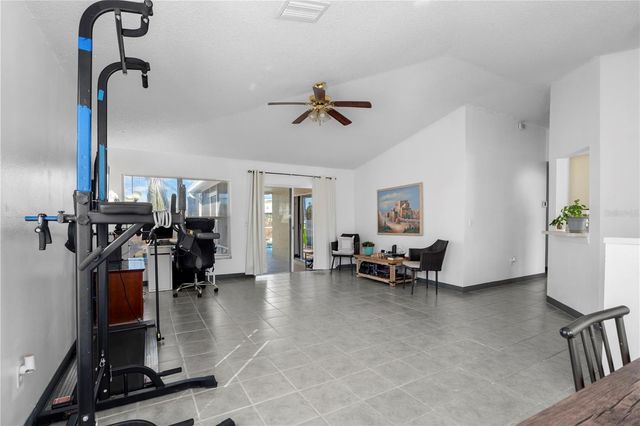 11852 LARK SONG LOOP, Riverview, FL 33579