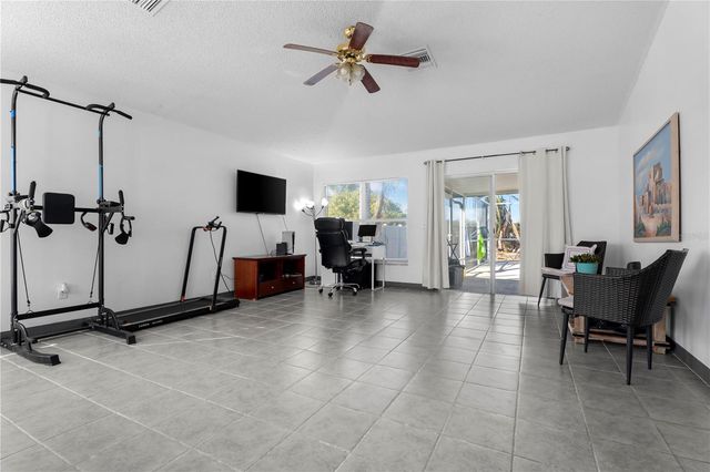 11852 LARK SONG LOOP, Riverview, FL 33579