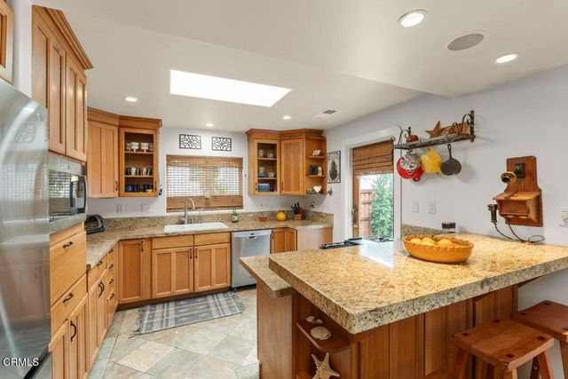 614 Cedar Street, Ventura, CA 93001