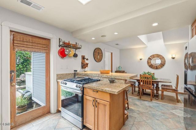 614 Cedar Street, Ventura, CA 93001