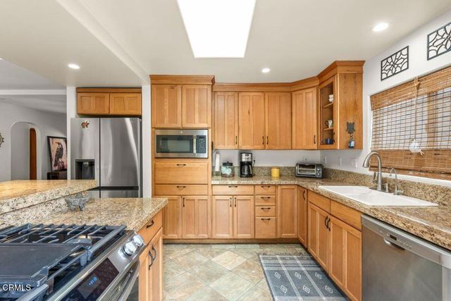 614 Cedar Street, Ventura, CA 93001