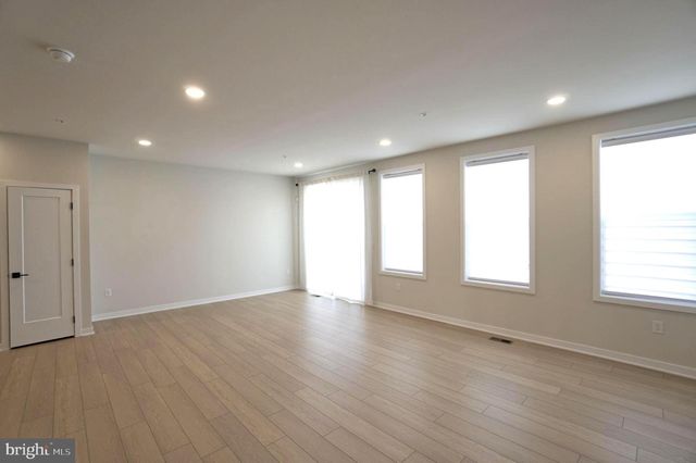 332 ASPEN WAY, King Of Prussia, PA 19406