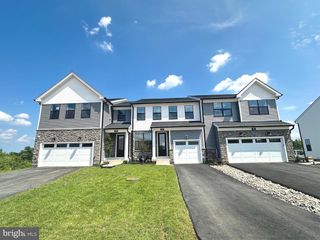 332 ASPEN WAY, King Of Prussia, PA 19406