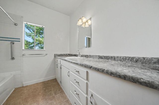 8263 Main St, Mokelumne Hill, CA 95245
