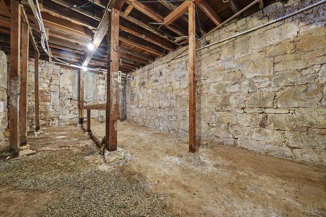 8263 Main St, Mokelumne Hill, CA 95245