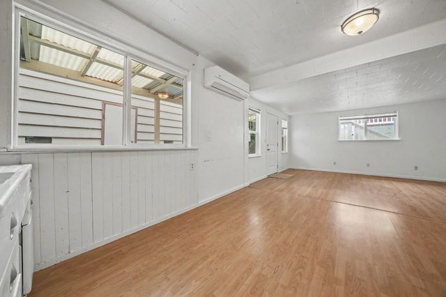 8263 Main St, Mokelumne Hill, CA 95245