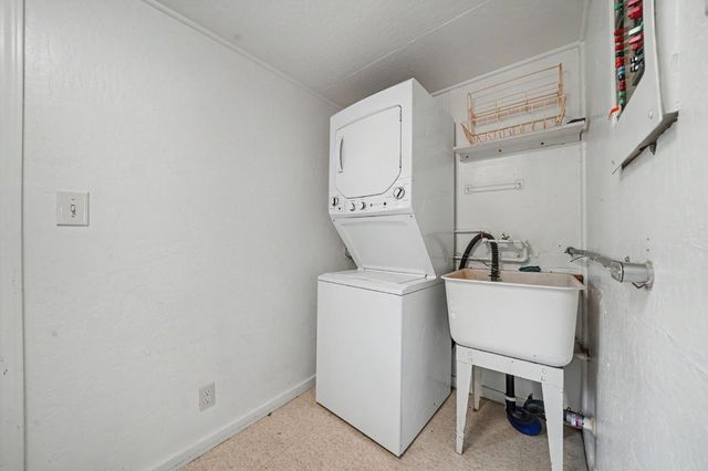 8263 Main St, Mokelumne Hill, CA 95245