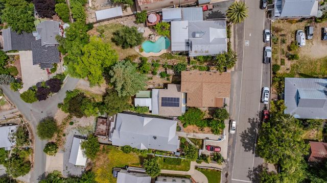 8263 Main St, Mokelumne Hill, CA 95245