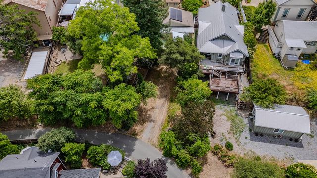 8263 Main St, Mokelumne Hill, CA 95245