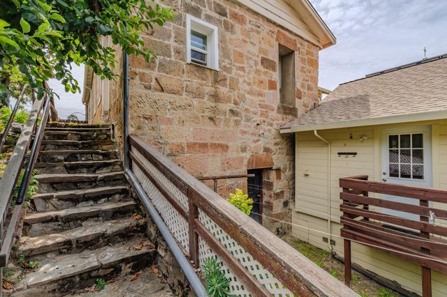 8263 Main St, Mokelumne Hill, CA 95245