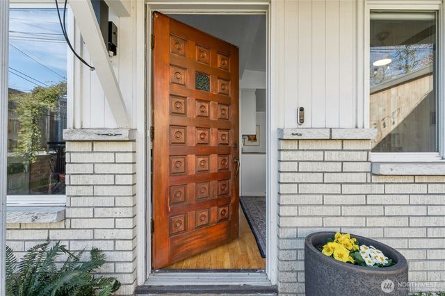 219 SW 108th Street, Seattle, WA 98146