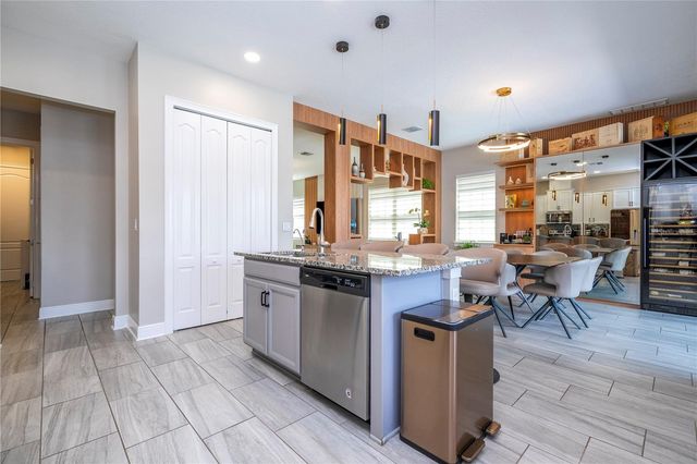 10431 SIDDINGTON DRIVE, Orlando, FL 32832