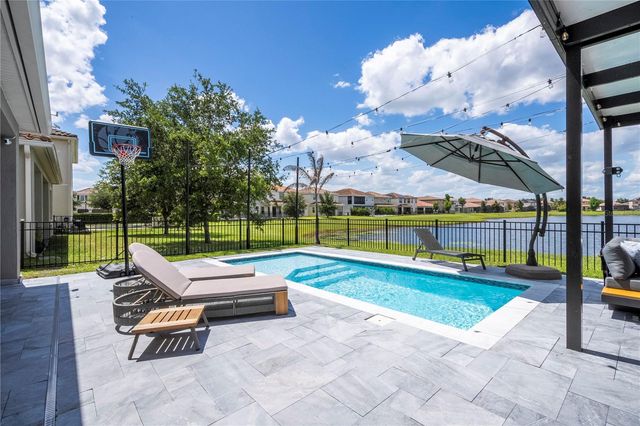 10431 SIDDINGTON DRIVE, Orlando, FL 32832